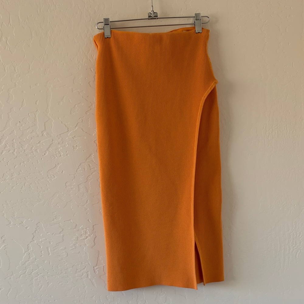 Express Body Contour Midi Skirt